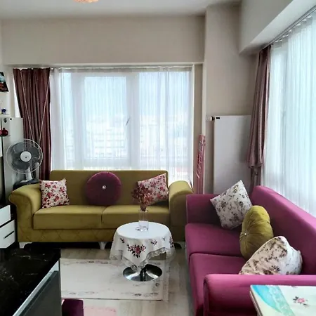 1 Bedroom Cozy Near Public Transportation * איסטמבול